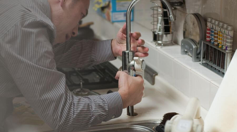 Expert burst pipe repair services in Macomb, MO